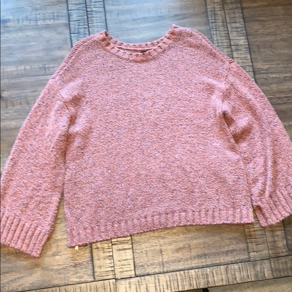 American Eagle bell sleeved sweater NWOT